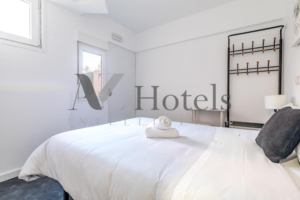 Ayz Ulises - Auto Check-In Property Madrid Dış mekan fotoğraf