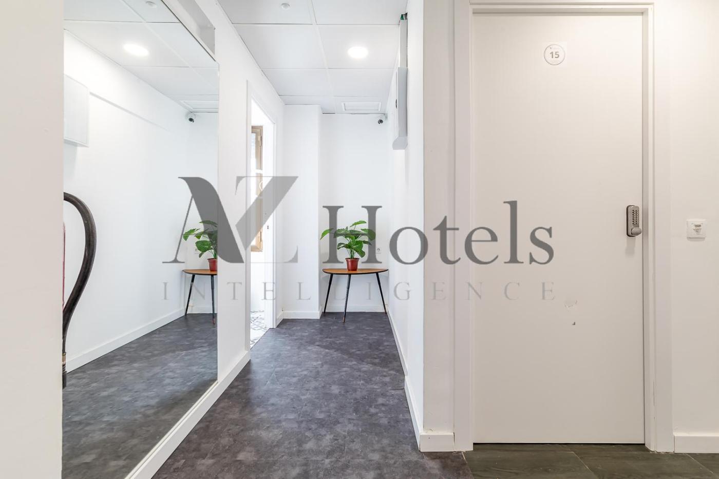 Ayz Ulises - Auto Check-In Property Madrid Dış mekan fotoğraf