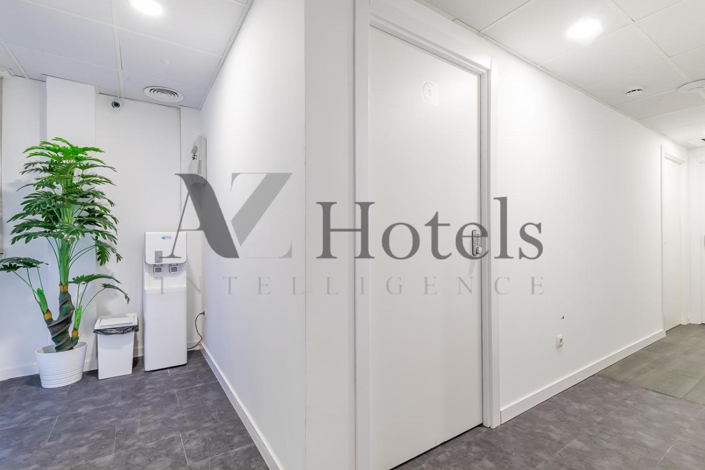 Ayz Ulises - Auto Check-In Property Madrid Dış mekan fotoğraf