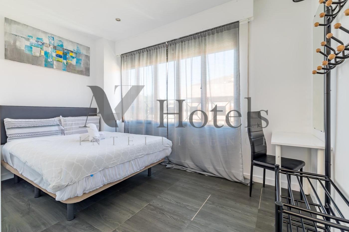 Ayz Ulises - Auto Check-In Property Madrid Dış mekan fotoğraf