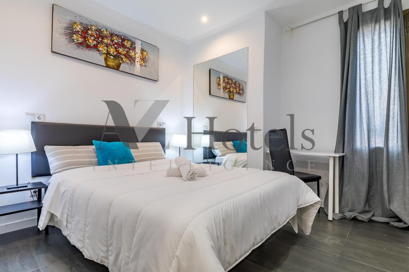 Ayz Ulises - Auto Check-In Property Madrid Dış mekan fotoğraf