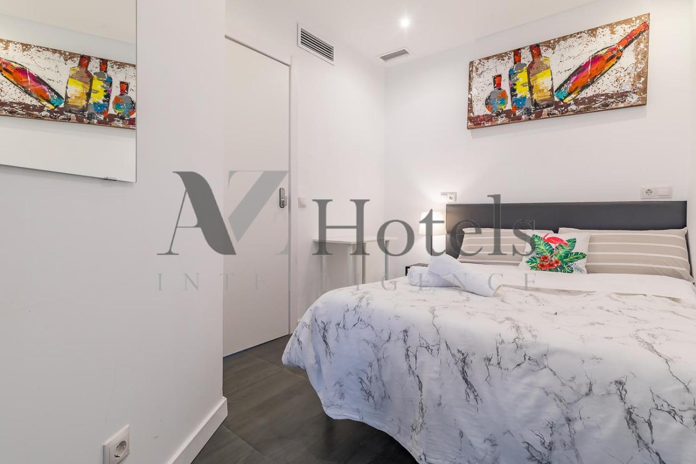 Ayz Ulises - Auto Check-In Property Madrid Dış mekan fotoğraf