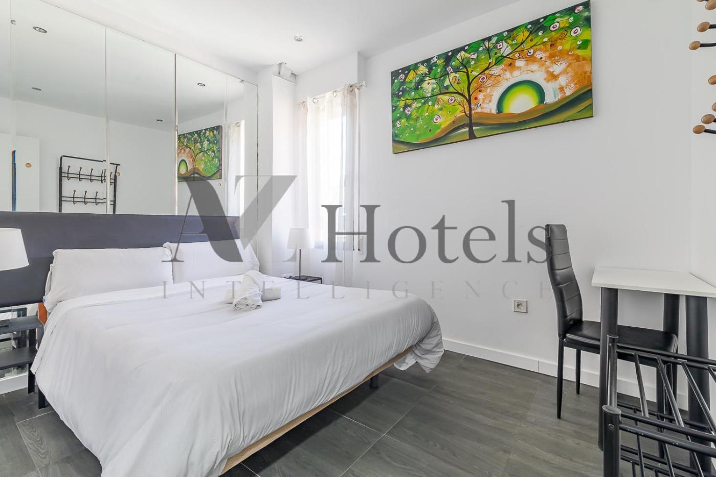 Ayz Ulises - Auto Check-In Property Madrid Dış mekan fotoğraf