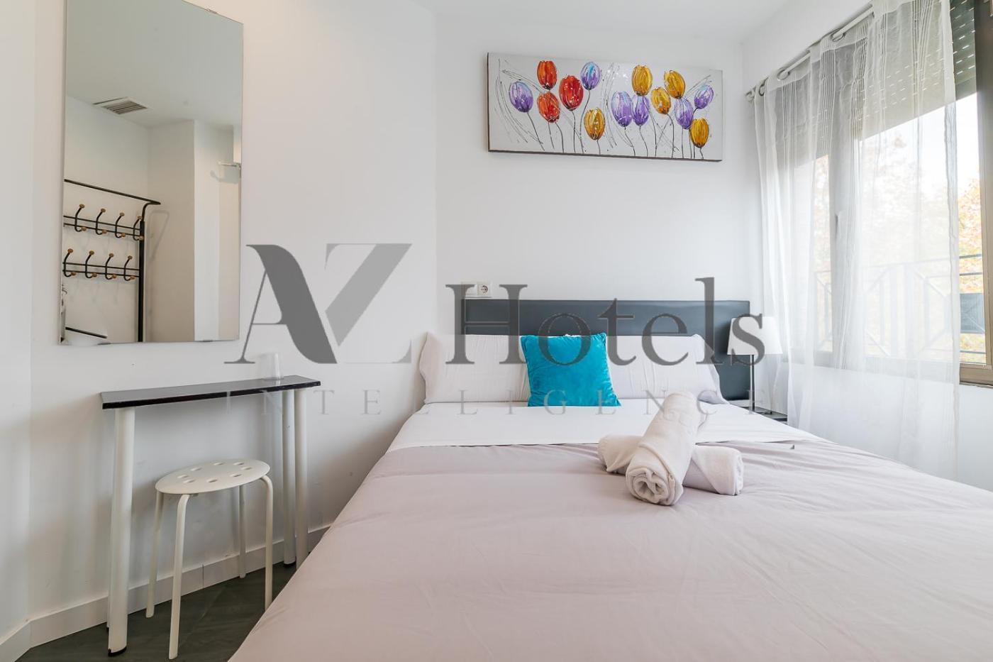 Ayz Ulises - Auto Check-In Property Madrid Dış mekan fotoğraf
