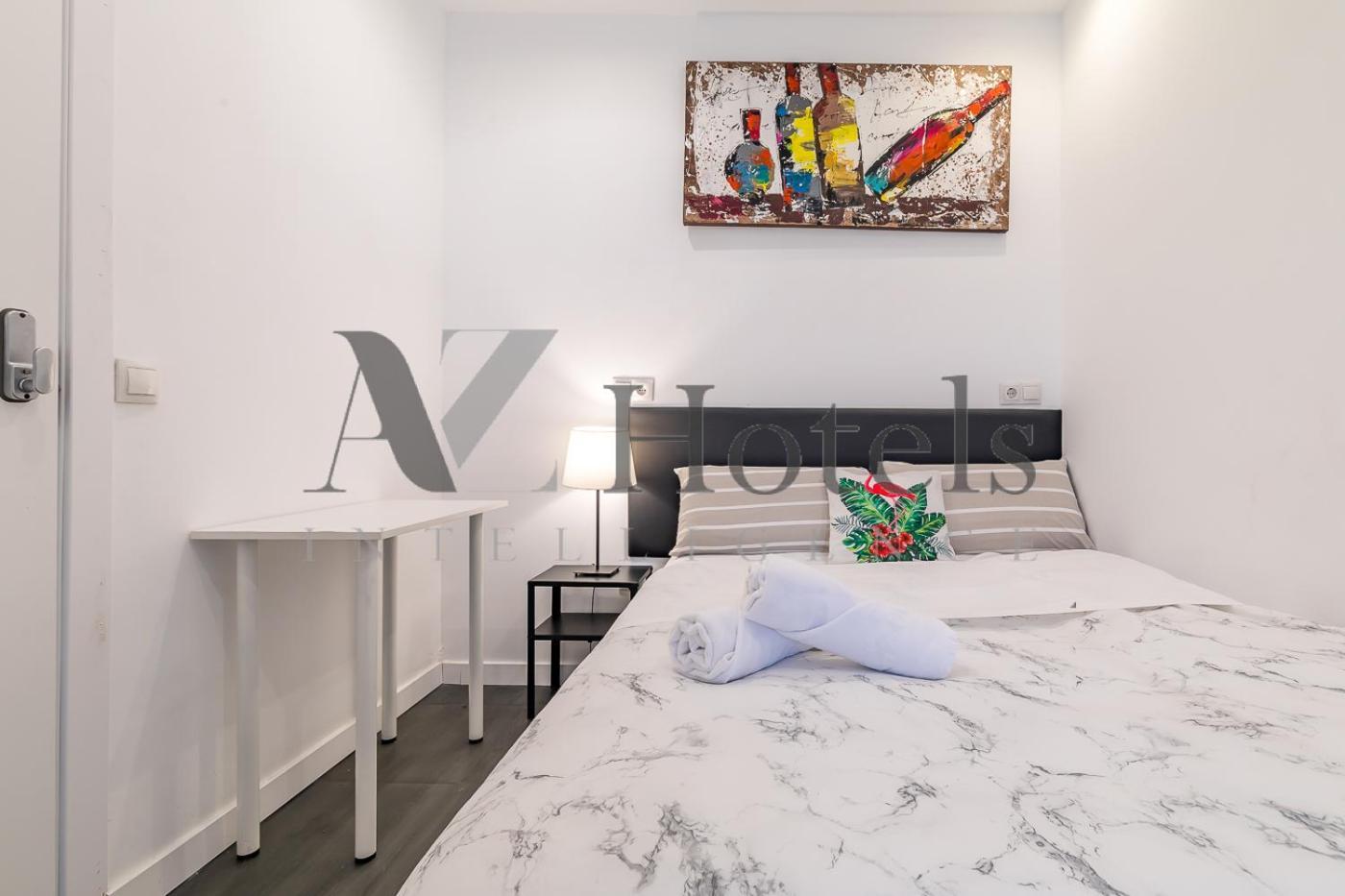 Ayz Ulises - Auto Check-In Property Madrid Dış mekan fotoğraf