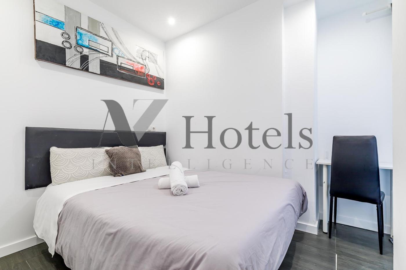 Ayz Ulises - Auto Check-In Property Madrid Dış mekan fotoğraf