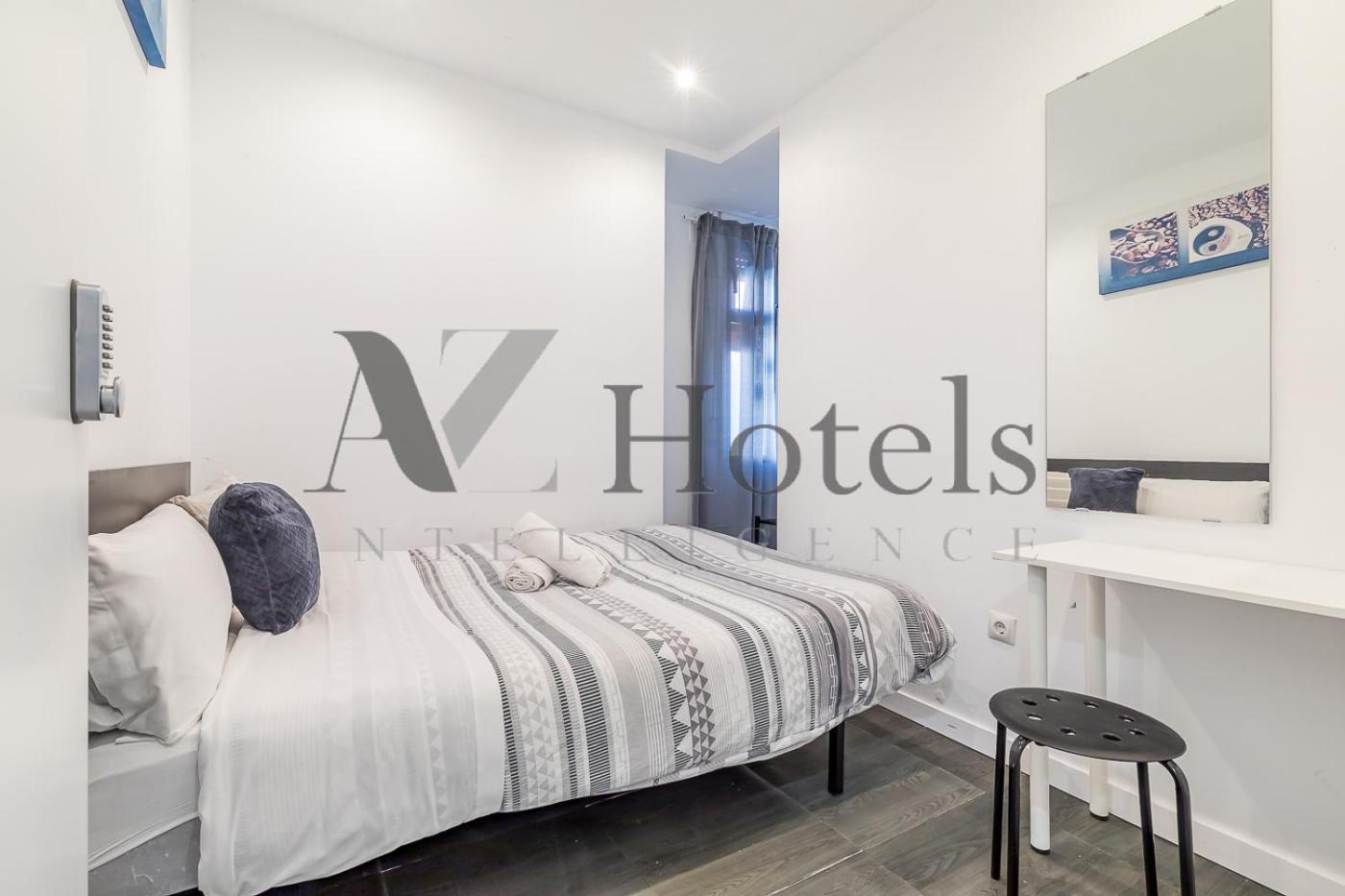 Ayz Ulises - Auto Check-In Property Madrid Dış mekan fotoğraf