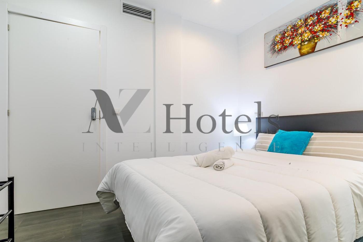 Ayz Ulises - Auto Check-In Property Madrid Dış mekan fotoğraf