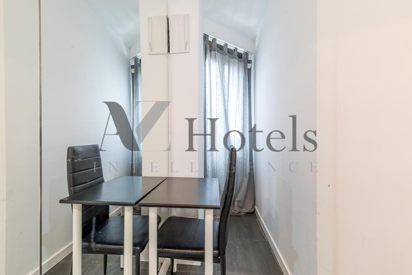 Ayz Ulises - Auto Check-In Property Madrid Dış mekan fotoğraf