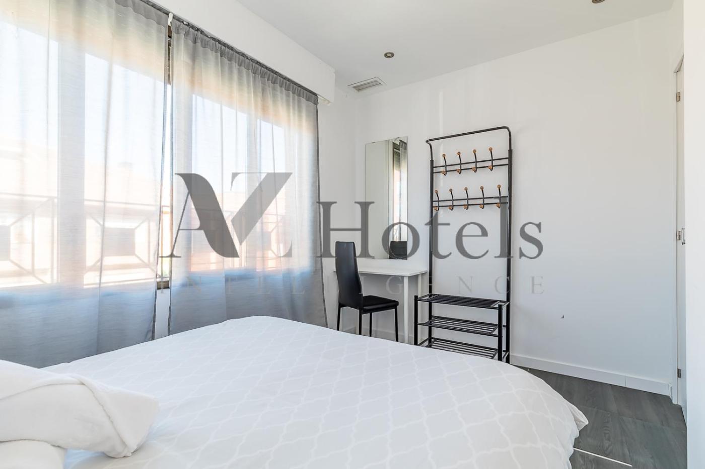 Ayz Ulises - Auto Check-In Property Madrid Dış mekan fotoğraf