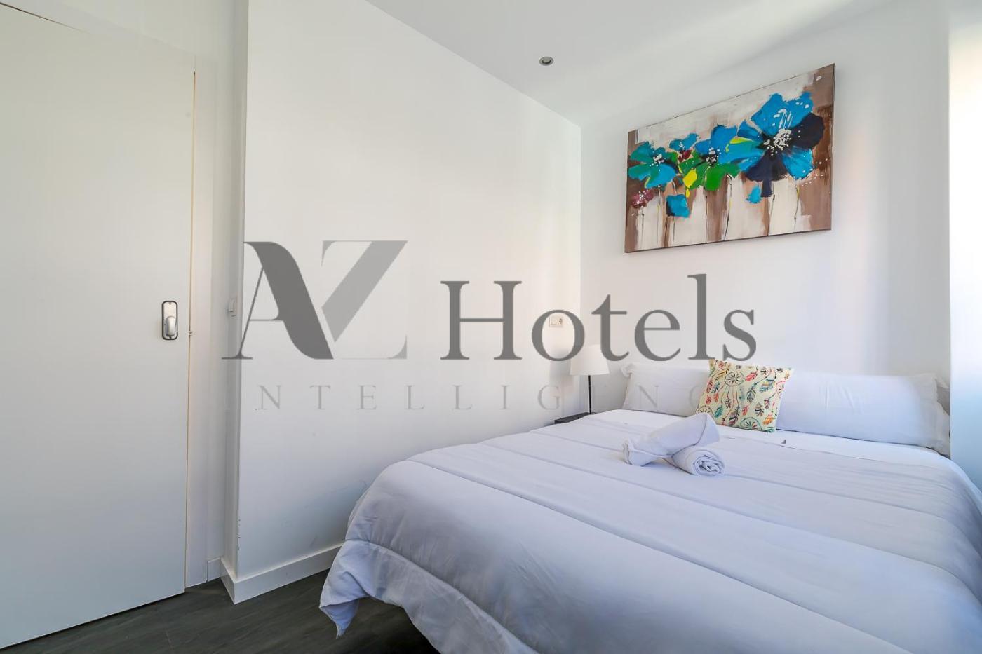 Ayz Ulises - Auto Check-In Property Madrid Dış mekan fotoğraf