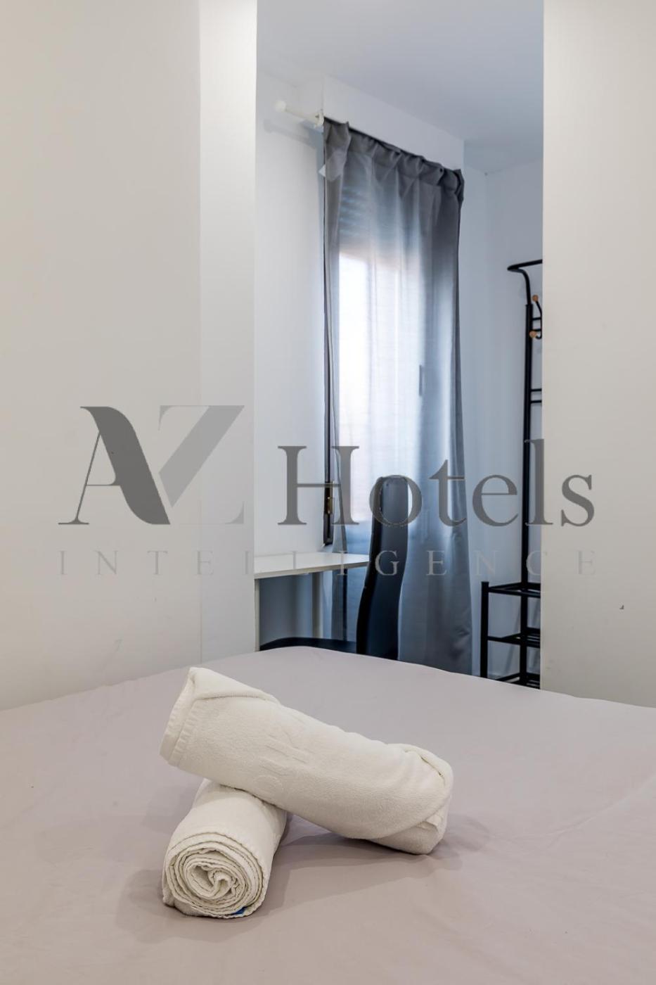 Ayz Ulises - Auto Check-In Property Madrid Dış mekan fotoğraf