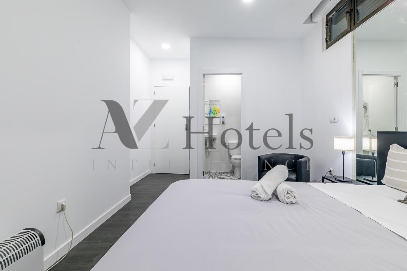 Ayz Ulises - Auto Check-In Property Madrid Dış mekan fotoğraf